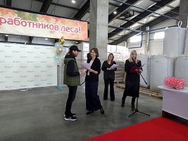 Профессионализм, верность делу и гордость предприятия: на Мурашинском фанерном заводе отметили День работников леса. Фотография №12